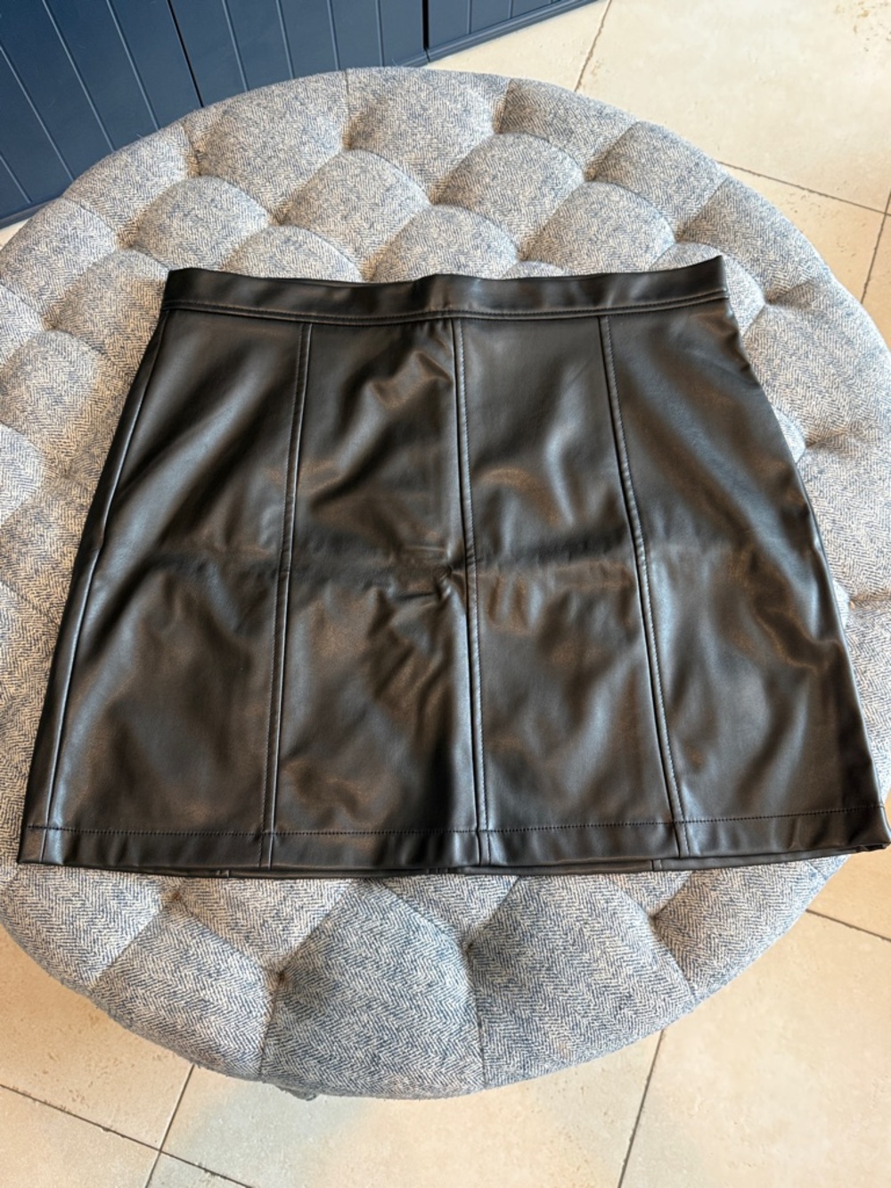 Banana Republic Black Vegan Leather Mini Skirt size 18